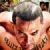 Aamir Khan turns barber, gives fans the 'Ghajini' look