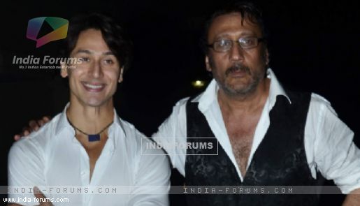 jackie shroff with son Tiger
