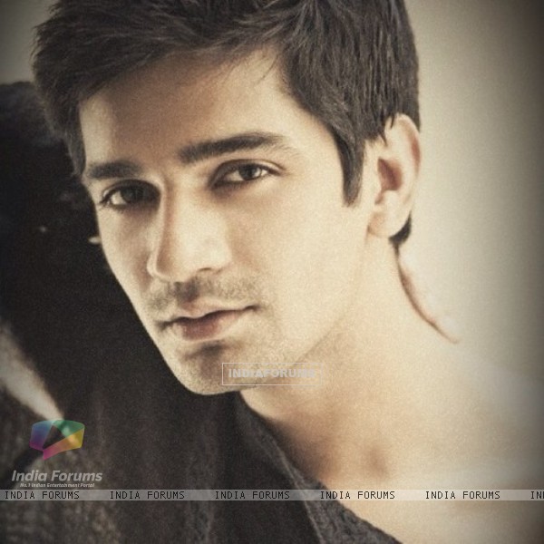 <b>Vishal Singh</b> - 181673-vishal-singh