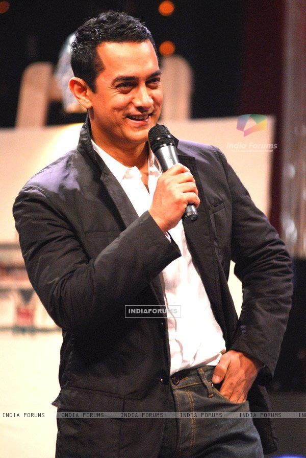 Aamir Khan - Wallpaper Hot