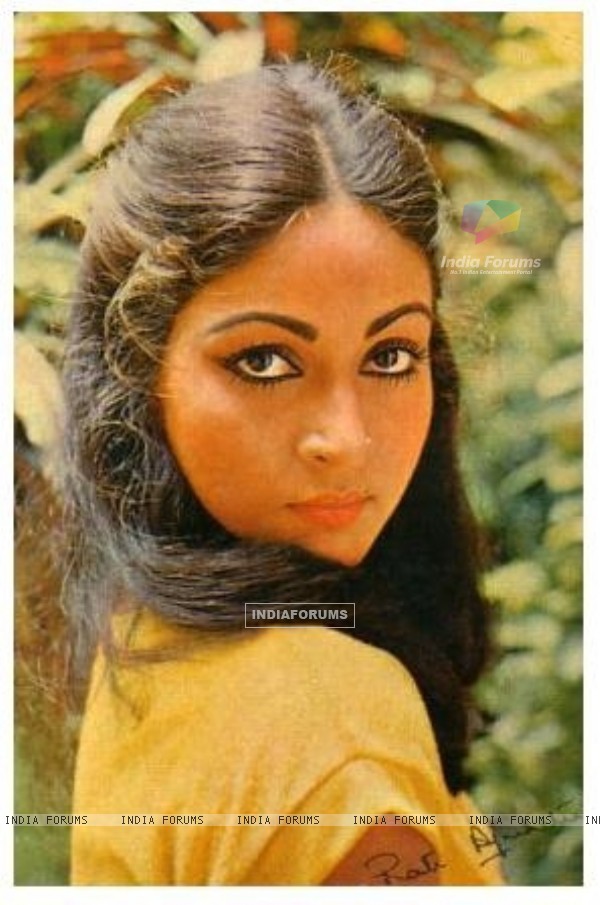 Rati Agnihotri Veteran Indian Actress very hot and beautiful stills