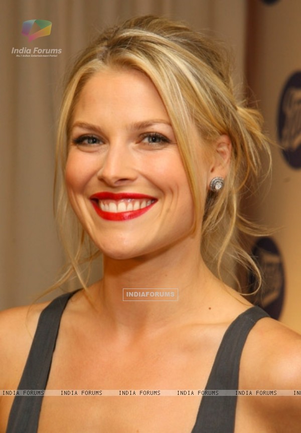 Ali Larter - Picture Colection