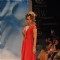 Kangna Ranaut walks the ramp for Amrapali Jewellers Show at the IIJW 2011 at Grand Hyatt in Kalina