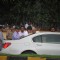 Shahrukh Khan Paying tribute to superstar Rajesh Khanna at Aashirwad Banglow