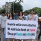 Karanveer Bohra, Teejay Sidhu and Kushaal Punjabi at the rally to protest against the rape case