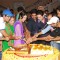 Yeh Ristha Kya Kehlata Hai team cuts the cake