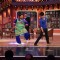 Palak dances with Tiger Shroff on Comedy Nights with Kapil