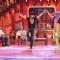 Shahid Kapoor shakes a leg with Gutthi on Comedy Nights With Kapil