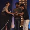 Ajay-Atul Receives Award from Tabu at Filmfare Awards - Marathi 2015