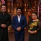 Promotions of 'Fan': Shah Rukh poses with Krushna and Bharti on 'Comedy Nights Bachao!