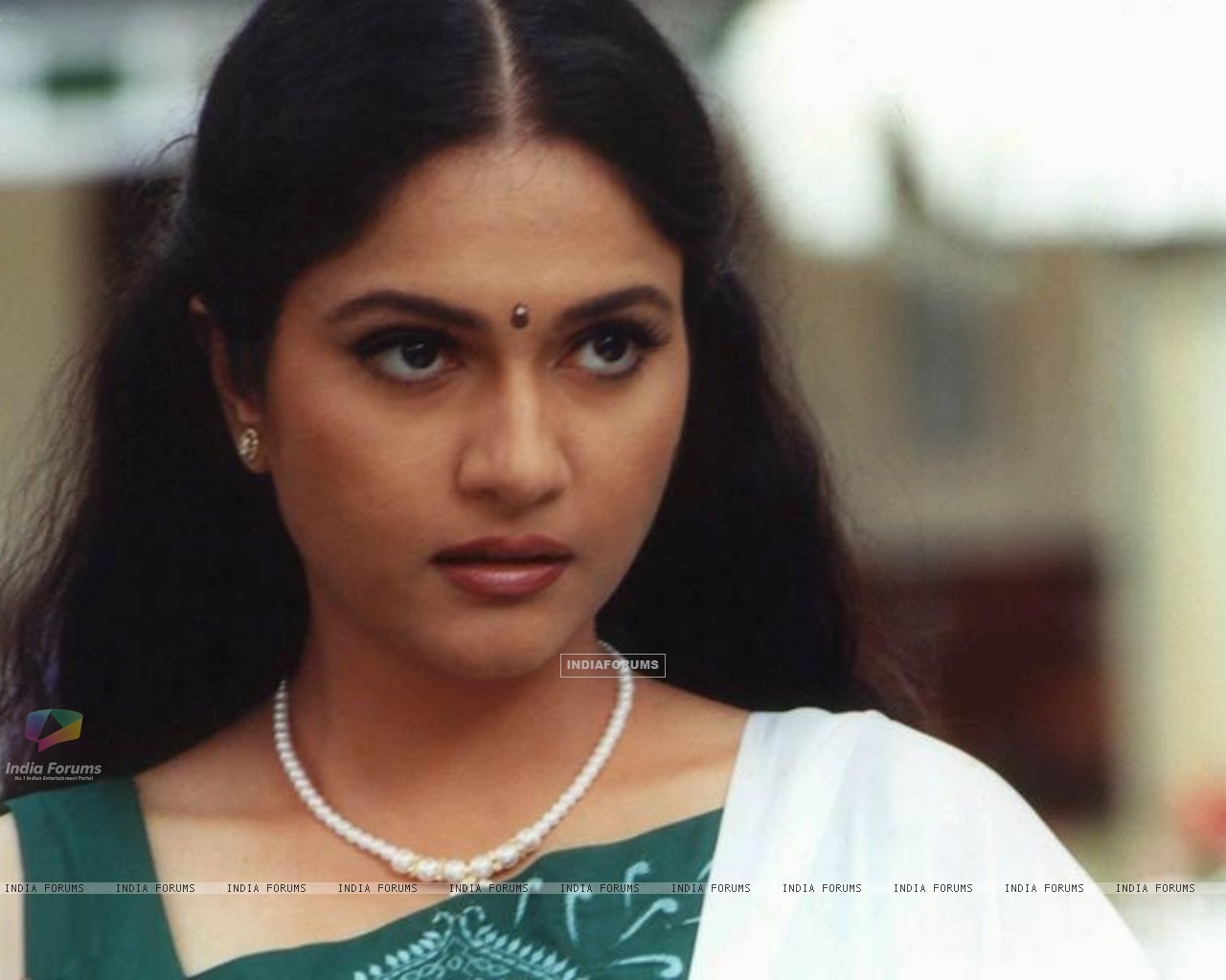 Gracy Singh - Images Gallery