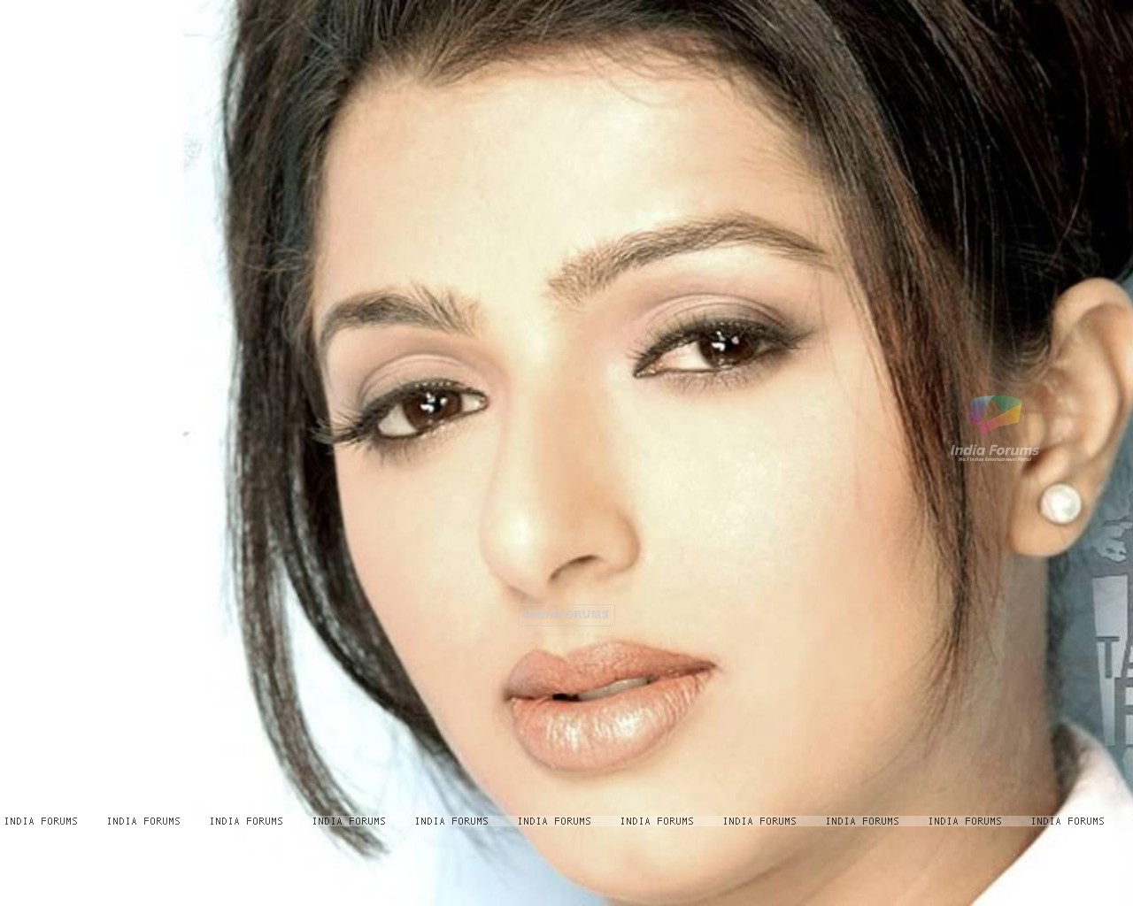 Bhumika Chawla - Picture Actress