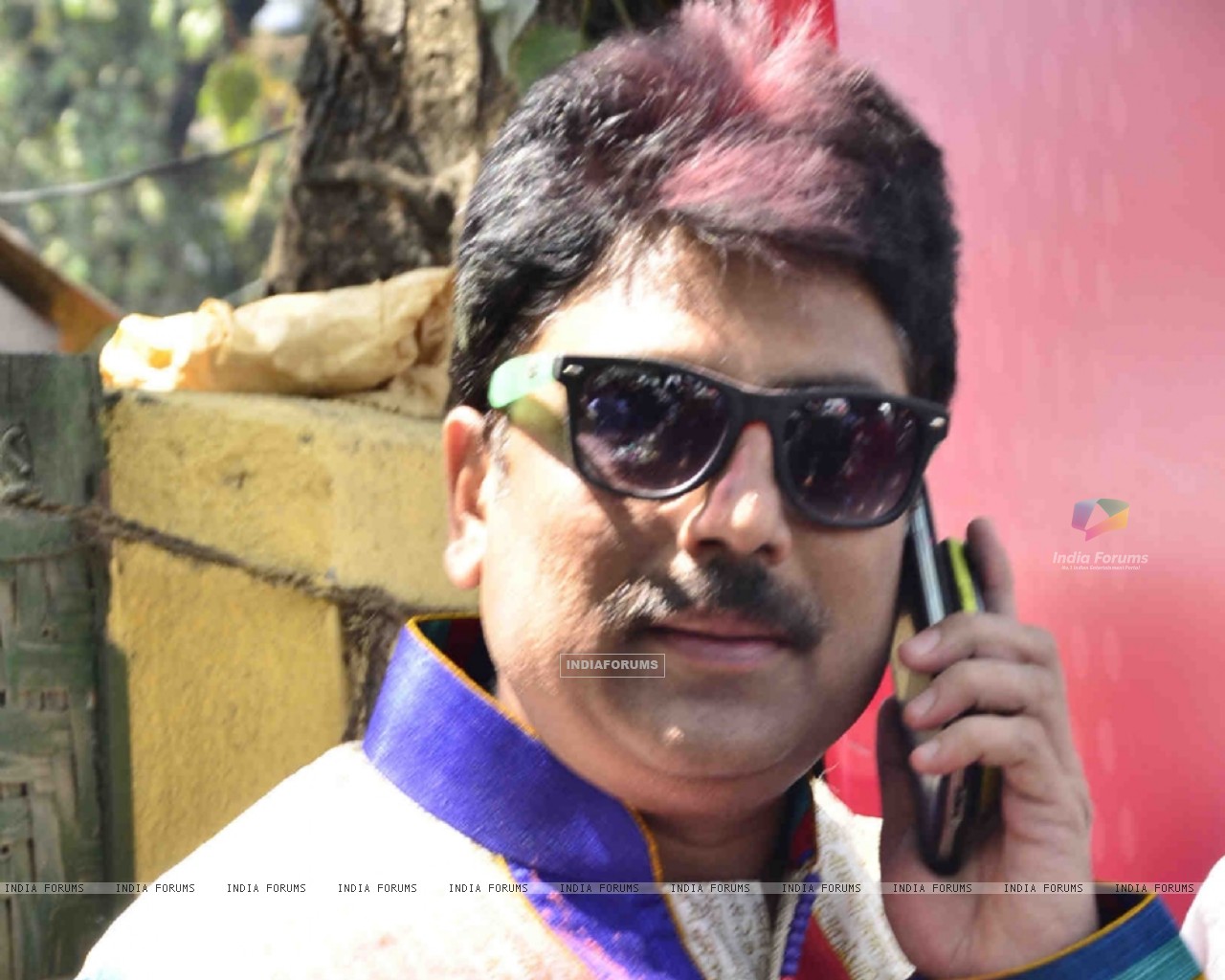 Sailesh Lodha poses for the media at Zoom Holi Bash (358256) size:1280x1024 - 358256-sailesh-lodha-poses-for-the-media-at-zoom-holi-bash