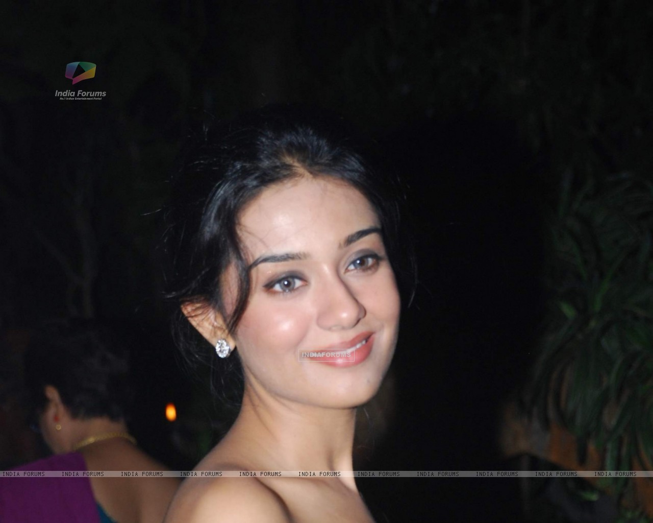 Amrita Rao at Shreyas Talpade Birthday Bash at Kino Cottage (84403) size:1280x1024 - 84403-amrita-rao-at-shreyas-talpade-birthday-bash-at-kino-cottage