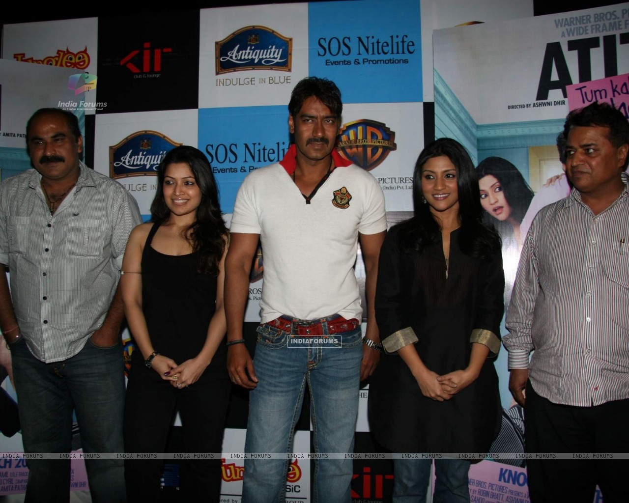  - 85353-ajay-devgan-and-konkona-sen-sharma-at-atithi-tum-kab-jaonge-musi