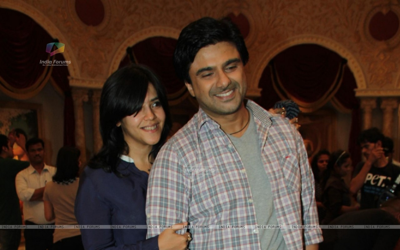 - 219160-ekta-kapoor-with-sameer-soni-at-the-press-conference-of-paricha