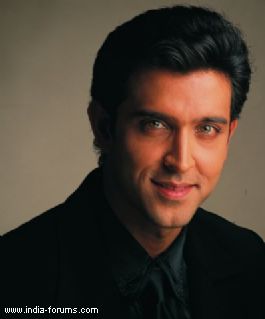A 66-year-old woman inspires Hrithik (Movie Snippets) | India Forums