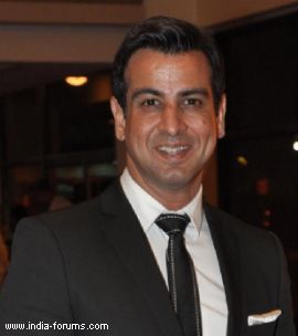 Ronit Roy