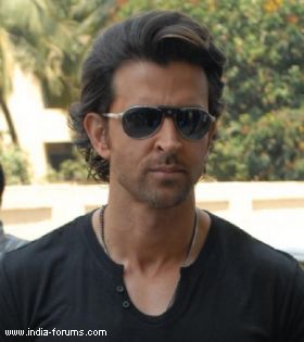 Hrithik's 'Bang Bang' to release in three languages | India Forums