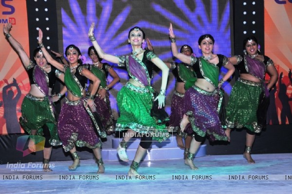 Chak Dhoom Dhoom Team Challenge Participants Kruti Dance Group from USA