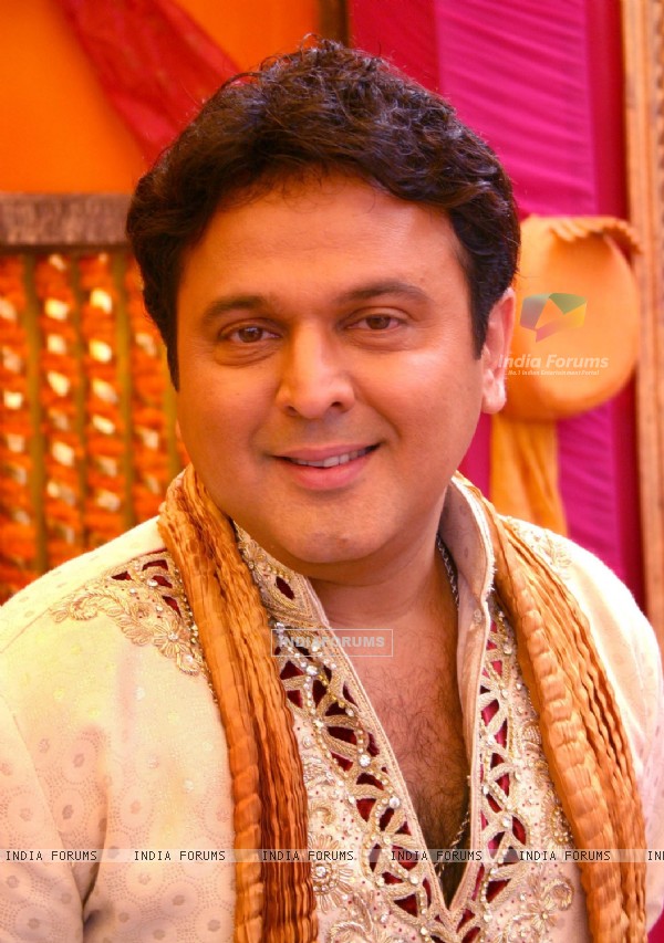 Imagine TV show &quot;Shaadi 3 Carore Ki '' host Ali Asgar in New Delhi on Saturday- IANS Photo by Amlan Paliwal..