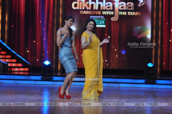 Film Promotion Barfi on Set Jhalak Dikhhla Jaa