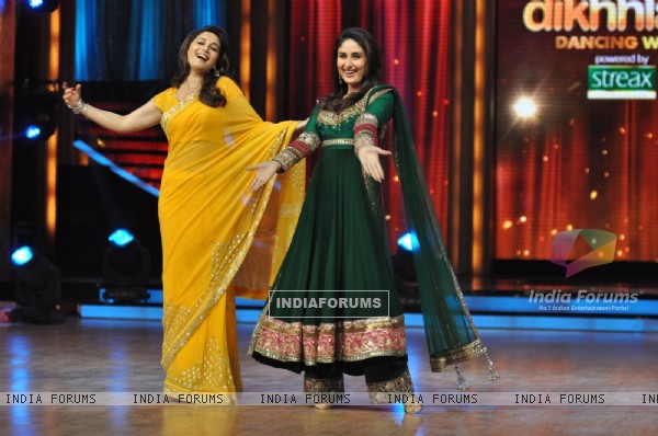 Film Promotion Heroine on Set Jhalak Dikhhala Jaa