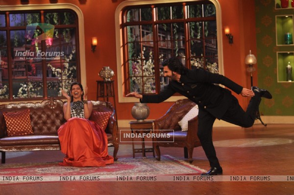 Promotion of Ram Leela on Comedy Nights with Kapil