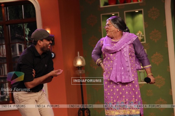 Irfan Pathan on Comedy Nights with Kapil