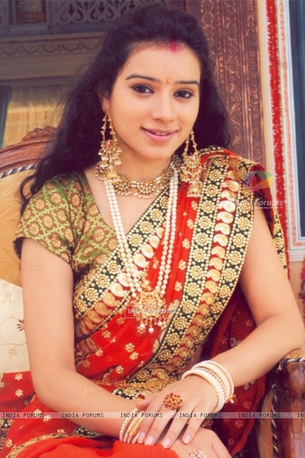 Sukirti Kandpal as Sideshwari