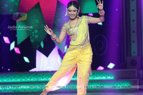 Asha Negi Performs at Deva Shree Ganesha - Sony TV's Ganesh Chaturthi Celebration