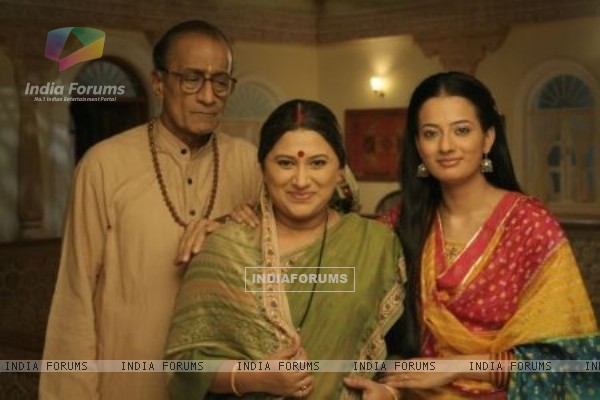 Shraddha with her mother and father
