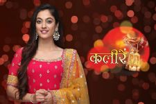 WOW! Zee TV's Kaleerein has a Palmist on the sets!