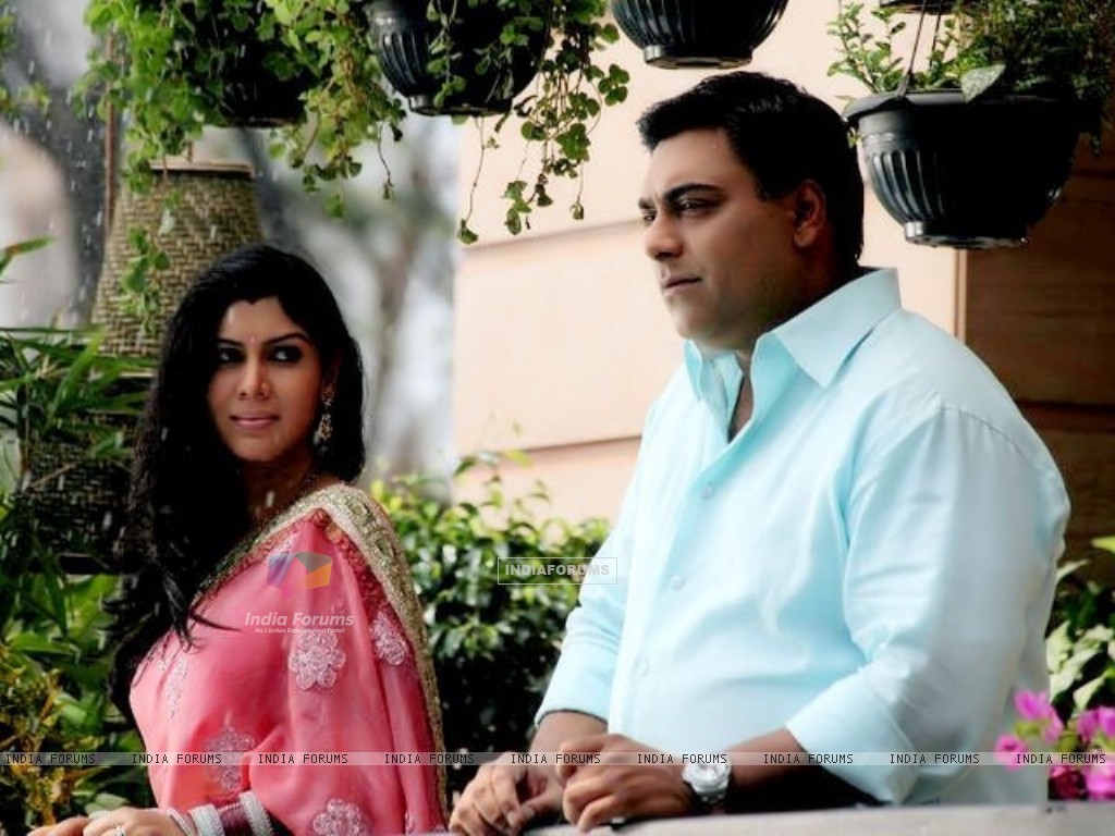 Still image of Ram and Priya (149811) : Bade Acche Lagte Hai