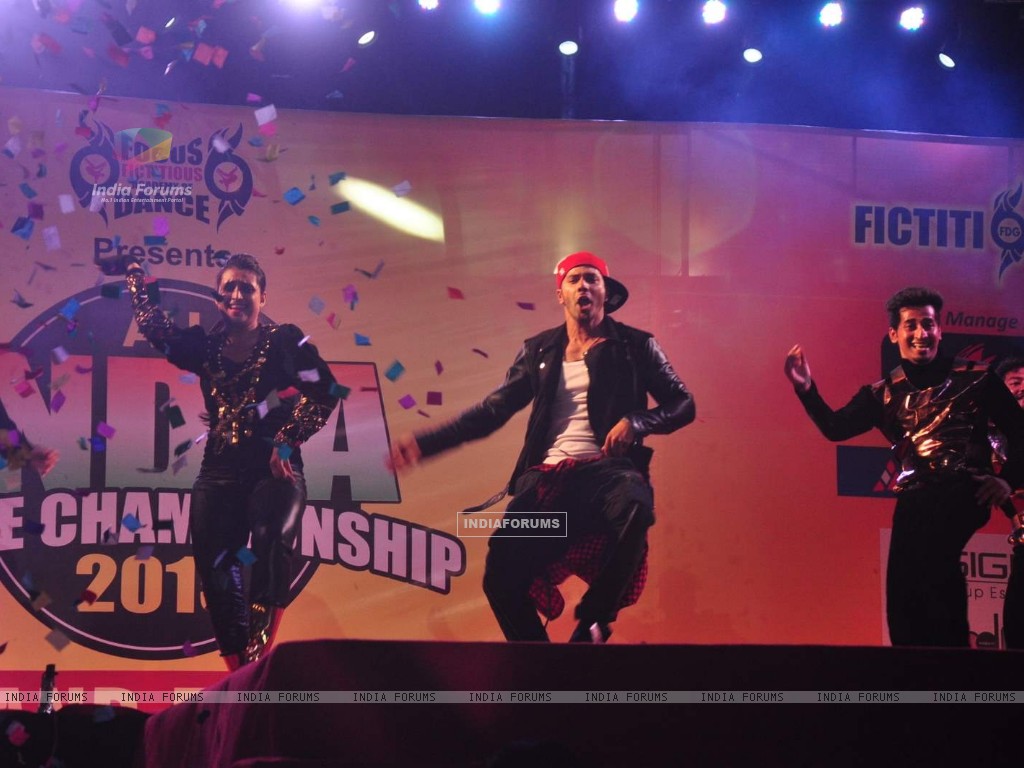 Varun Dhawan Varun Dhawan Shakes A Leg At All India Dance 