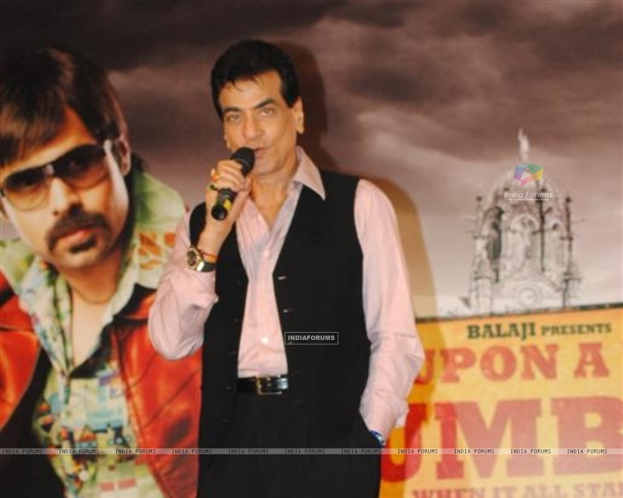 Wallpaper Jeetendra At 100 Days Celebrations Of Film Once Upon A