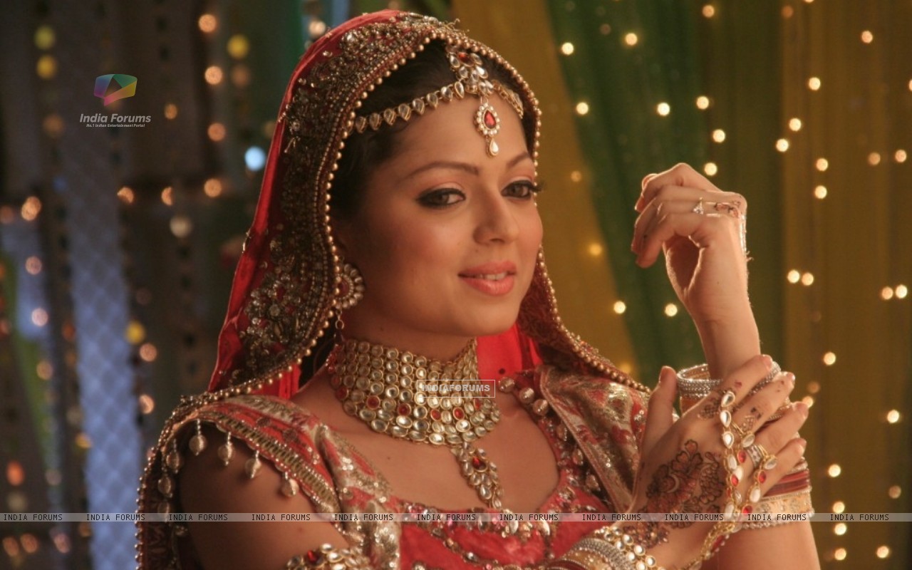 Wallpaper - Geet in bridal outfit (117215) size:1280x800