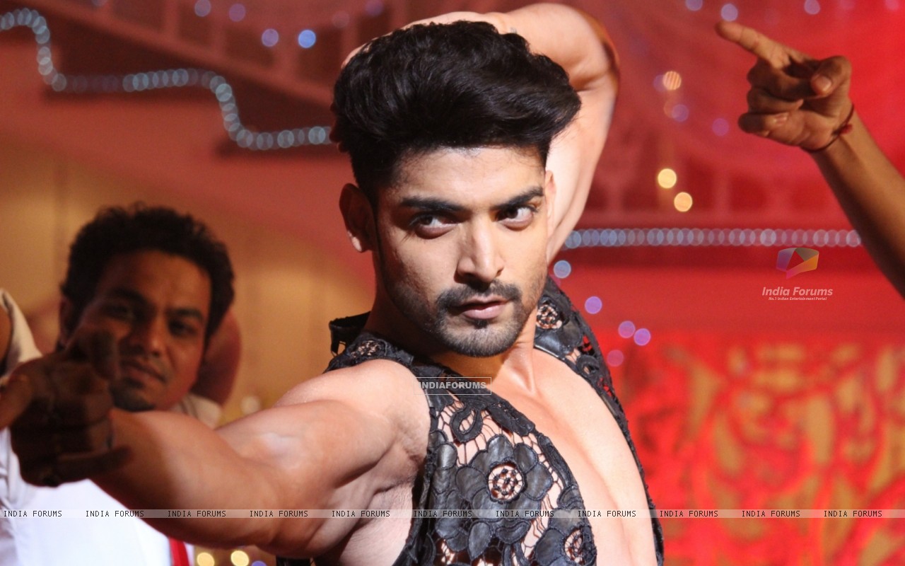 Gurmeet Choudhary : Jamai Raja (341814)